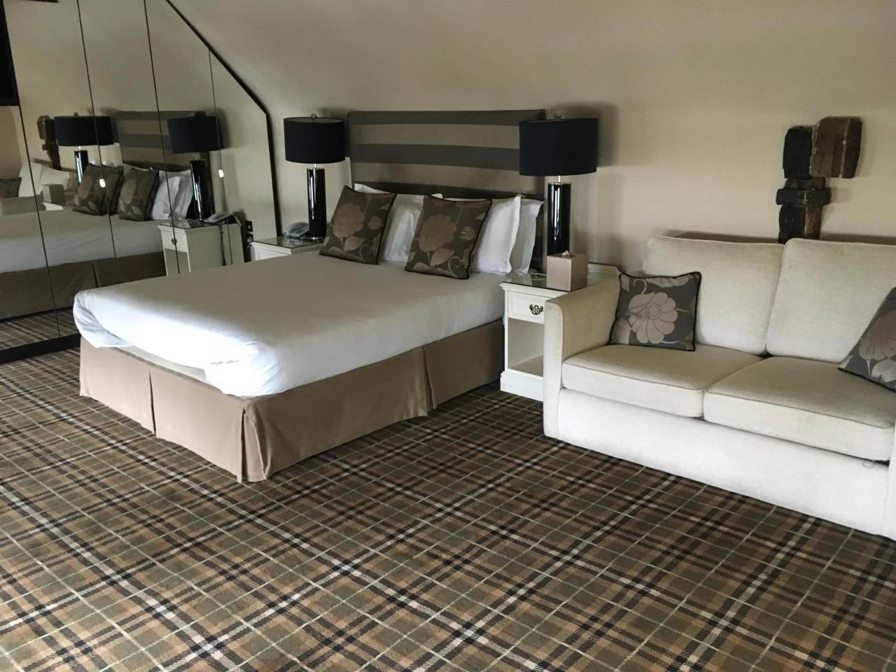 The White Hart Inn