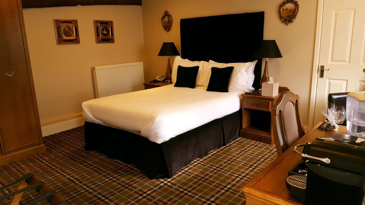 The White Hart 5*